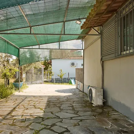Pretty With Private Pool, Sea View